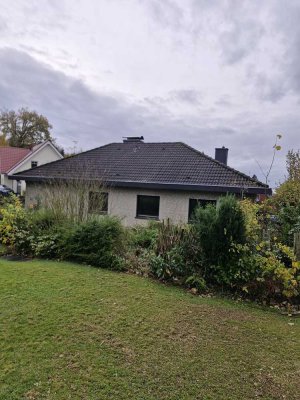 Einfamilien-Bungalow, 145qm Wohfläche,  Terasse mit Süd-West-Ausrichtung auf 991 qm Grundstück