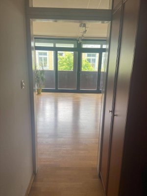 Gemütliche Singlewohnung mit Loggia im Zentrum von Saalfelden zu vermieten