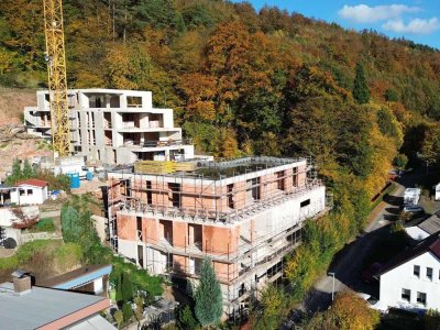 Lebensqualität in Symbiose mit der Natur – Erdwärme und Weitblick“
