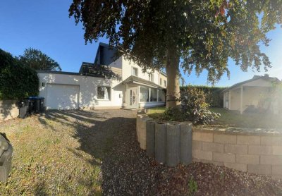 Einfamilienhaus mit Einliegerwohnung - Stolberg Zweifall