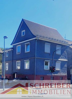Frühlingsaktion - Zentral gelegenes EFH mit eingezäuntem Garten in Bad Laasphe / Stadt zu verkaufen.