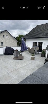 Neuwertige 4-Raum-Maisonette-Wohnung mit Balkon in Bielefeld