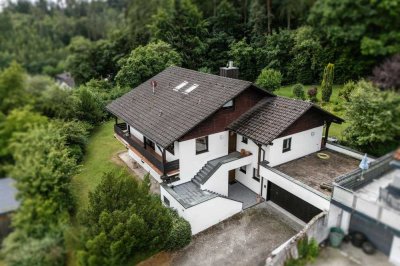 Charmantes Einfamilienhaus mit Charakter und großzügigem Gartenparadies
