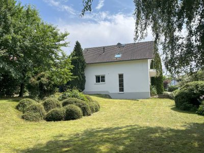 Haus in Traumlage, Dresden-Rockau, ca. 1.000m² Grund, Gesamtfläche 222m², 5 Zimmer, Garage am Haus