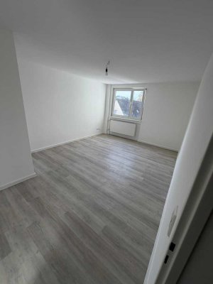 Frisch sanierte 1-Zimmer-Wohnung mit großer Terrasse in zentraler Lage Frankfurt-Bornheim