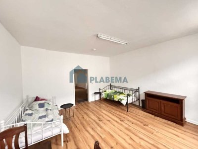 3- Zimmer- Wohnung, beste zentrale Lage, einfache Ausstattung, Blick auf dem Dom, WG- geeignet