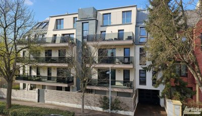 Exklusive 3-Zimmer-Neubauwohnung mit Balkon, Smart-Steuerung, Pool im Garten &amp; Tiefgarage