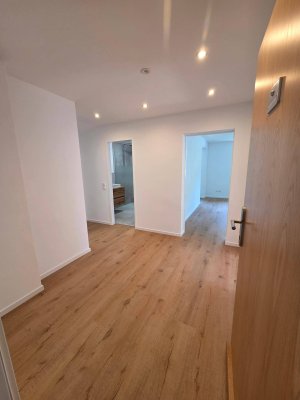 Erstbezug nach Sanierung – moderne / helle 3-Zimmer-Dachgeschosswohnung (Treppenlift) in Taxenbach
