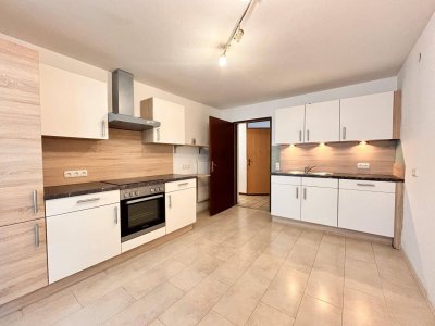 Großzügige 7-Zimmer-Wohnung in Lienz: Renovierungsbedürftig mit Balkon und Terrasse!