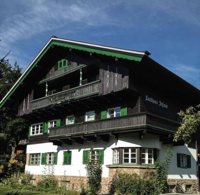 Wohnung mit 98 m² im Hochparterre eines stilvollen Tiroler Landhauses