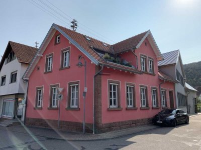 Top-bewertete, voll ausgestattete Ferienwohnung mit Wellness-Highlight im Pfälzer Wald