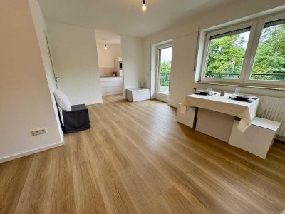 Provisionsfrei - Sanierte 1 Zimmer Wohnung mit Balkon + TG in super Lage