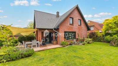 Freistehendes Familienhaus mit hochwertiger Ausstattung und liebevoll angelegtem Grundstück