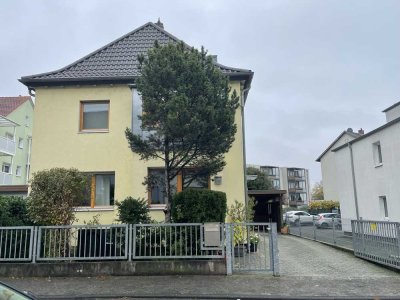*Von Privat* Gepflegtes Einfamilienhaus mit 4,5 Zimmern in Gustavsburg