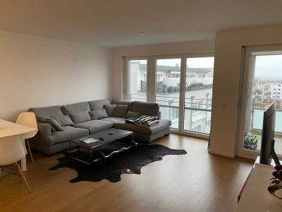 Moderne 2-Zimmer-Wohnung mit Ausblick, EBK, Stellplatz & Balkon in Ludwigsburg - Top Ausstattung