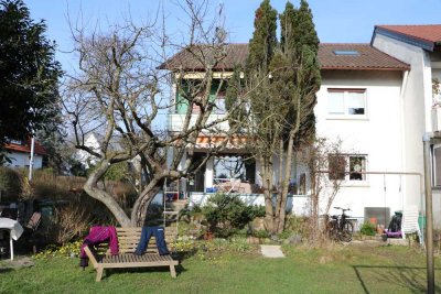 Zweifamilienhaus mit Einliegerwohnung im Herzen von Freiburg-Lehen