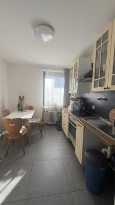 3 Zimmer EG Garten WHG mit Sanierungsbedarf