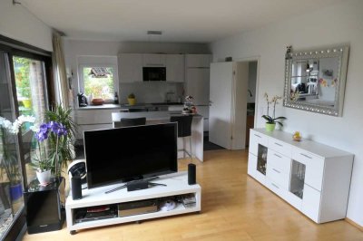 Moderne, neu renovierte 4-Raum-Etagen/Terrassenwohnung mit Garten und neuer EBK  in Höhr-Grenzhausen
