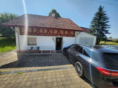 Frei werdendes Häuschen mit 3-Zi und Garten in idyllischer Lage