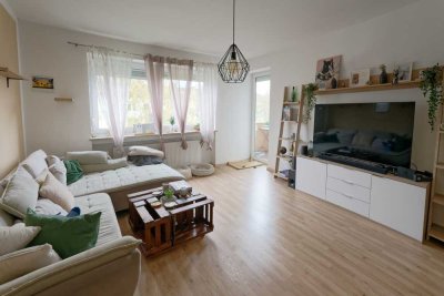 Sanierte 3,5-Zimmer-Wohnung mit 2 Balkonen in Landshut Piusviertel
