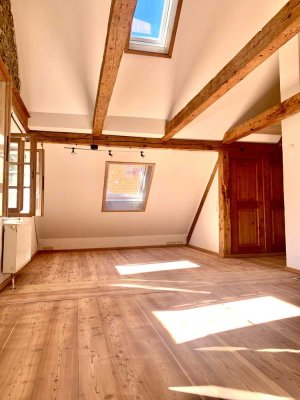 Charmante 1-Zimmer Wohnung im 3. OG mit Garage in Unterammergau