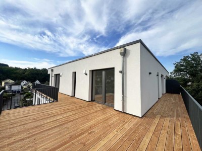 OFFENE BESICHTIGUNG AM 08.11.25 15 UHR!
PENTHOUSE MIT BLICK ÜBER DIE STADT!
NEUBAUPROJEKT!
3 Zimm