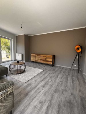 Exklusive, modernisierte 2-Raum-EG-Wohnung mit gehobener Innenausstattung möbliert in Karlstein