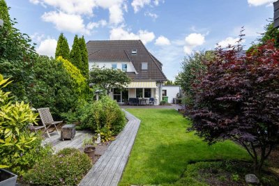 *** TOP DHH in RUHIGER LAGE mit ROMANTISCHEN GARTEN und GESCHMACKVOLLER AUSSTATTUNG ***