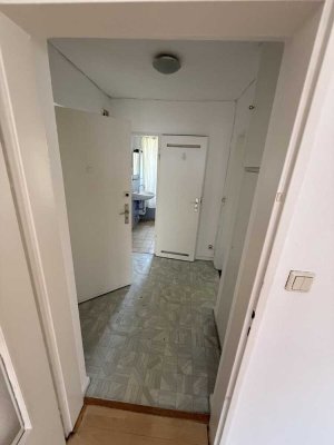 Wohnen inmitten der Mannheimer Quadrate: 1 ZKB mit Balkon