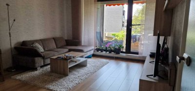 Helle 2-Zimmer-Wohnung mit überdachtem Südbalkon in SG-Wald