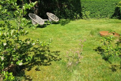 Die grüne Oase mit saniertem Bungalow + Keller und idyllischen Garten im Herzen von Hohen Neuendorf!
