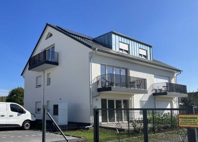 2-Zimmer-Dachgeschoßwohnung mit großem Balkon - Neubau 2023