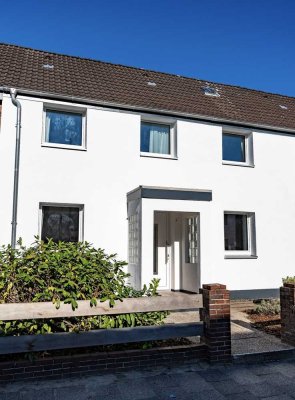 Bezugsfertig & Renoviertes Reihenhaus in Geestemünde