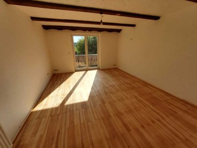 schöne Altbauwohnung in ruhiger Lage