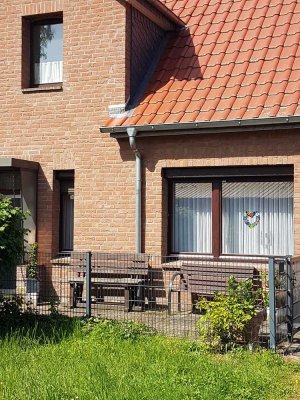 Preiswerte, sanierte 3-Zimmer-Erdgeschosswohnung mit Einbauküche in Wietze