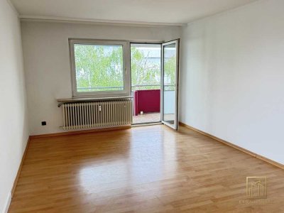 Christian Dik Immobilien / Helle, gepflegte 2 Zimmerwohnung mit kleinem Ost- und großem Sonnenbalkon