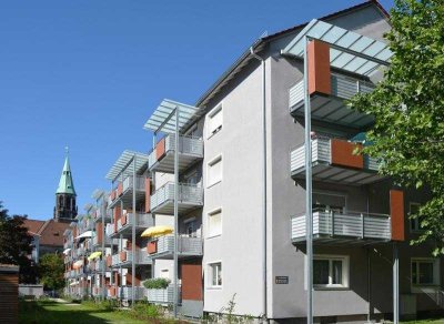 2-Zimmer-Wohnung mit Balkon im Hochparterre