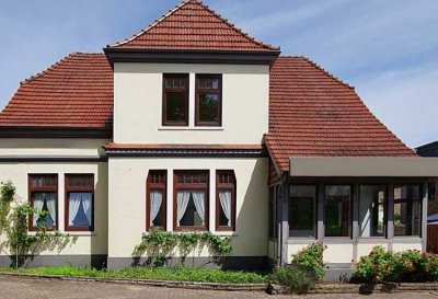 Wohn- und Geschäftshaus mit Gewerbe- und Lagerfläche