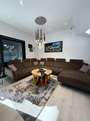 Modernes Reiheneckhaus mit Garten in Mattighofen