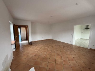 Schöne 3-Zimmer-Wohnung mit teilüberdachtem Balkon in Mittelreidenbach