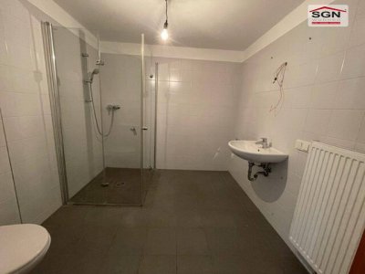 Ruhelage für Senioren - 2-Zimmer Gartenwohnung, PKW-Abstellplatz
