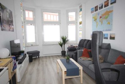 2-Zimmer-Wohnung mit Wohnküche und Balkon in gepflegtem Altbau in Düsseldorf-Lierenfeld