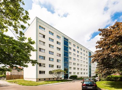 Für die Generation 50plus: 2-Raum-Wohnung mit Aufzug in Lößnig!