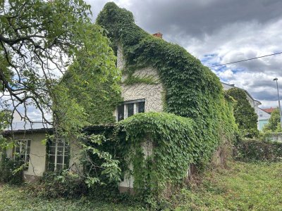 +++ Haus mit großem Grundstück in zentraler Lage von Oberpullendorf+++