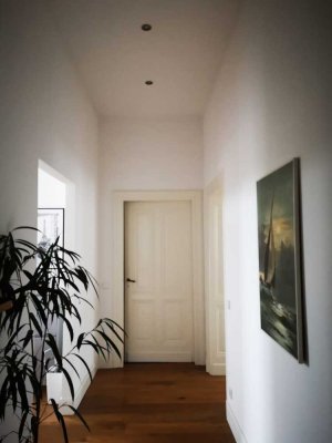 Altbauwohnung, 2Zi + 1 Zusatzimmer ab 01.07.26 , nach Absprache auch früher.