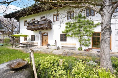 Seltenes Gutshof-Mehrparteienhaus mit 9 Wohneinheiten + weiterem Baurecht für ein Zweifamilienhaus