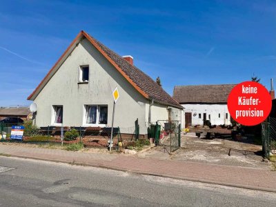 HORN IMMOBILIEN++ Einfamiliehaus mit Nebengebäude in Fahrenwalde, nur 9 km bis Pasewalk
