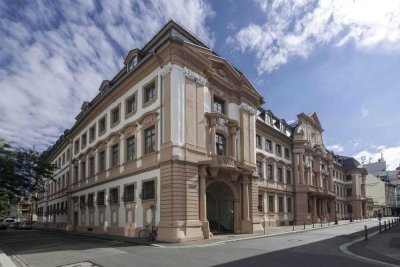 Exklusives Wohnen im historischen Dalberger Hof – 2,5-Zimmer-Maisonette in Mainz.