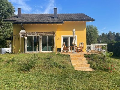 Wunderschönes, komplett renoviertes und einzugsfertiges Einfamilienhaus in ruhiger, zentraler Waldrandlage zu verkaufen- Keine Maklerprovision!