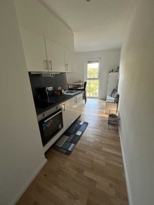 1-Raum-Wohnung mit Balkon und Einbauküche in Berlin - Contract transfer